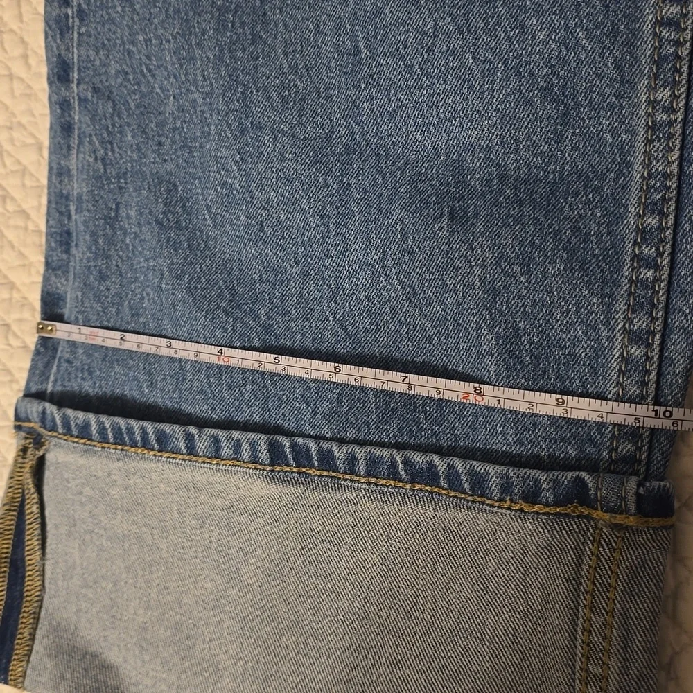 Old Navy Wide Leg Jeans - Picture 15 of 17